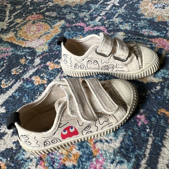 Kids canvas PAC Man Ghost Velcro sneakers size 10 - Picture 7 of 11